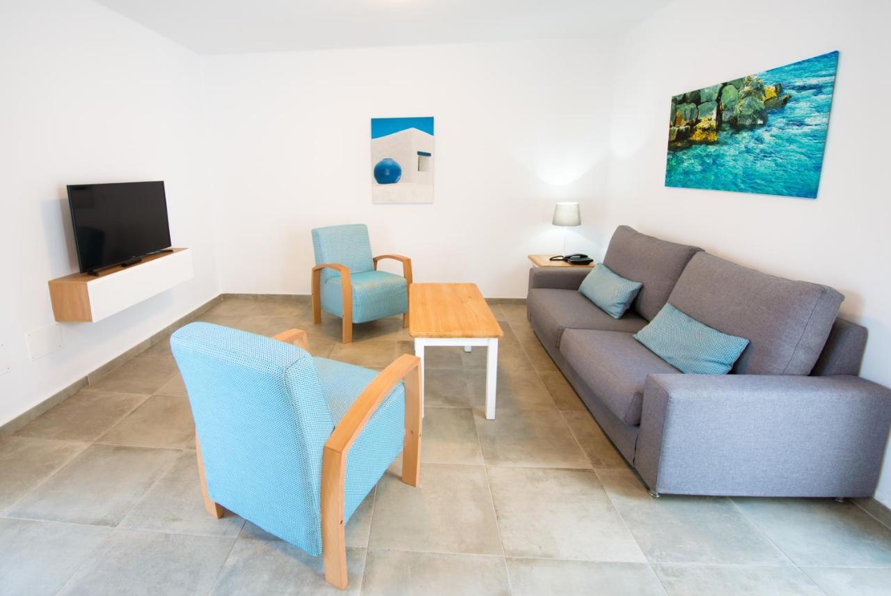 Apartamentos Playamar Puerto del Carmen  Exterior photo